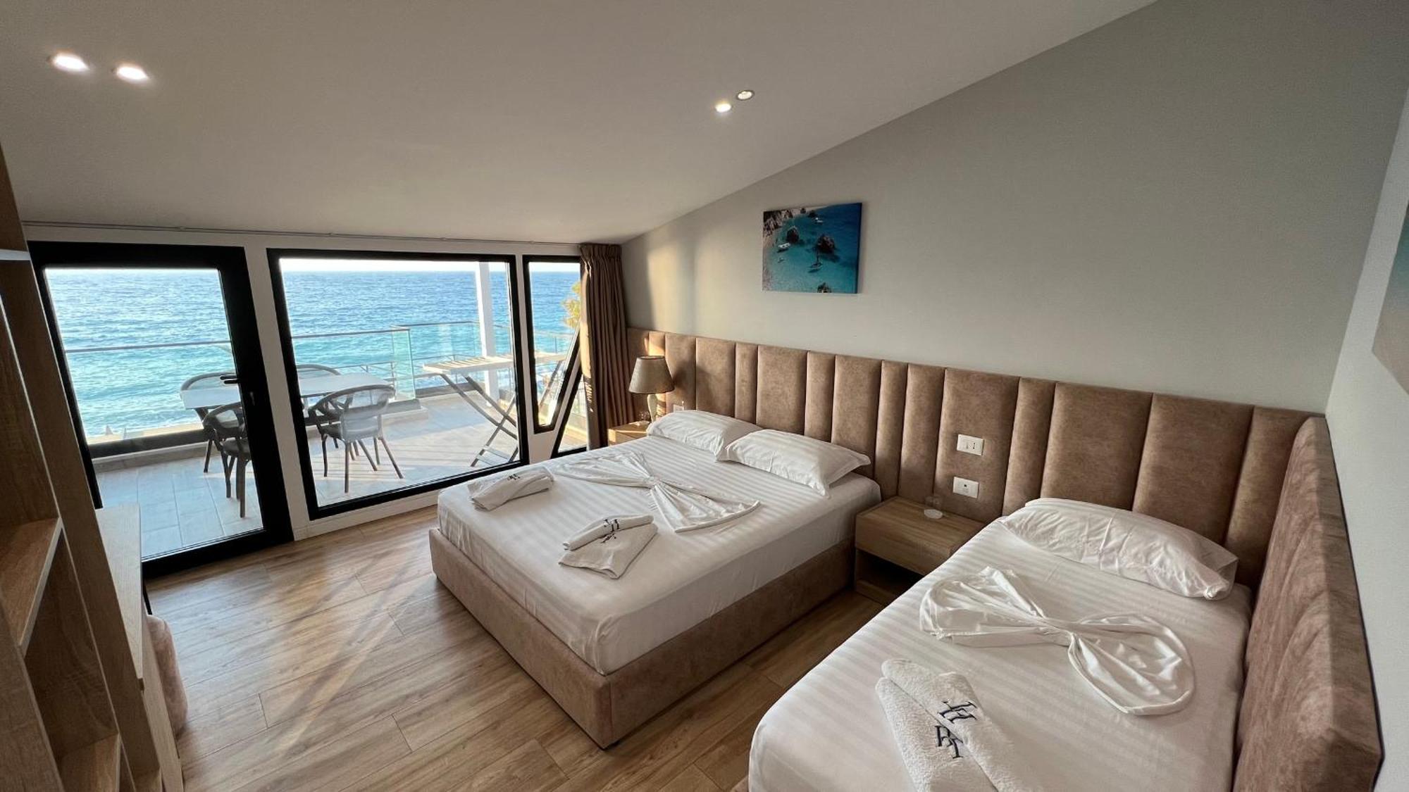 Villa Tramonto Vlore Radhimë Exterior foto